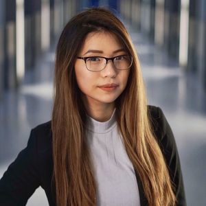 Meet your Posher, Vivien